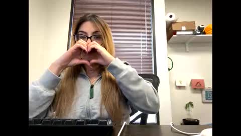 Snapshot of mamaboozey chatting on 02-10-26, 08:46 mamaboozey online show from 02-10-26, 08:46