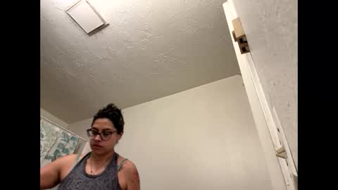 Snapshot of mamaboozey chatting on 03-03-26, 02:07 mamaboozey online show from 03-03-26, 02:07