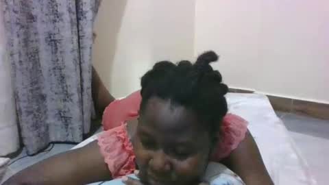 Snapshot of mamasita2023 chatting on 02-02-25, 06:31 mamasita2023 online show from 02-02-25, 06:31