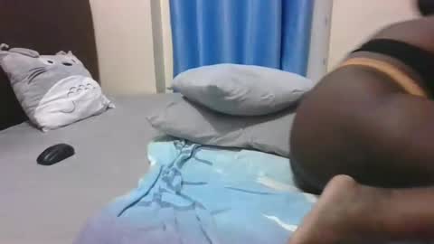 Snapshot of mamasita2023 chatting on 02-23-25, 05:18 mamasita2023 online show from 02-23-25, 05:18