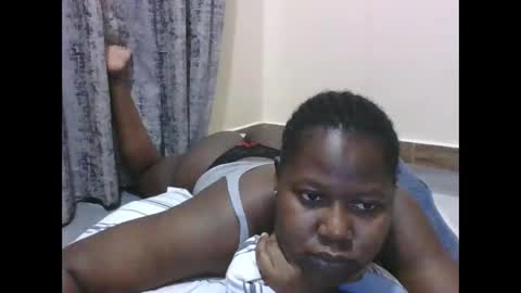 Snapshot of mamasita2023 chatting on 03-11-25, 03:05 mamasita2023 online show from 03-11-25, 03:05