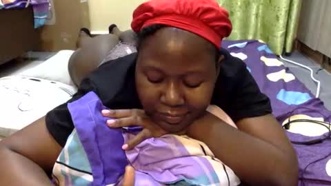 Snapshot of mamasita2023 chatting on 10-02-25, 08:05 mamasita2023 online show from 10-02-25, 08:05