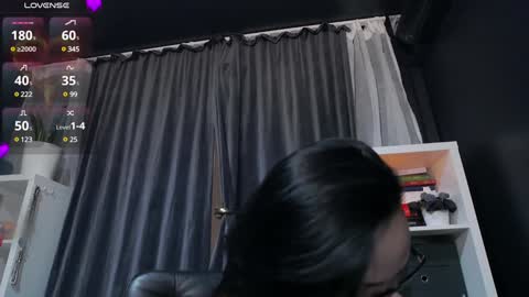 Snapshot of mamasitasexy79 chatting on 12-26-24, 09:58 ioana love online show from 12-26-24, 09:58