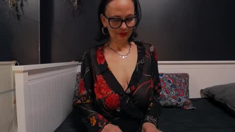 ioana love online show from 03-22-26, 09:29
