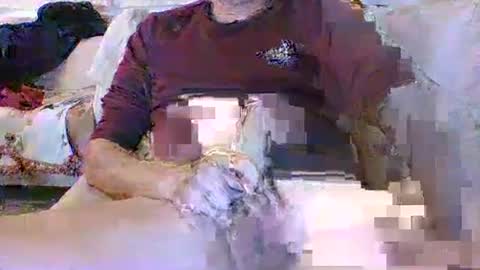 Snapshot of man211172 chatting on 01-13-25, 06:27 man211172 online show from 01-13-25, 06:27