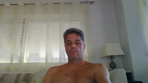 Snapshot of man211172 chatting on 09-27-25, 02:55 man211172 online show from 09-27-25, 02:55