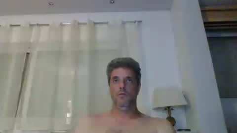 Snapshot of man211172 chatting on 06-17-26, 07:04 man211172 online show from 06-17-26, 07:04