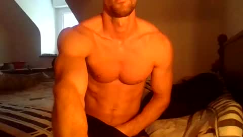 Snapshot of man_for_man69 chatting on 09-17-25, 09:11 man for man69 online show from 09-17-25, 09:11