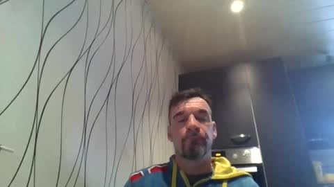 Snapshot of man_from_geaven chatting on 02-18-25, 11:33 man_from_geaven online show from 02-18-25, 11:33