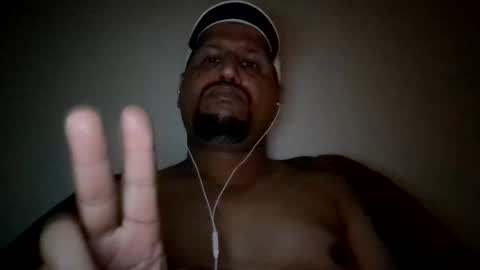 Man new online show from 02-06-25, 12:22