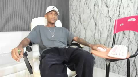 man_san11 online show from 12-21-25, 02:35