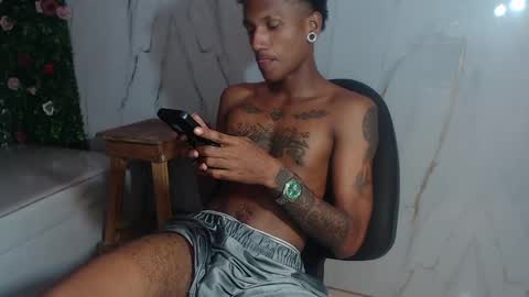 man_sant11 online show from 04-27-26, 03:21