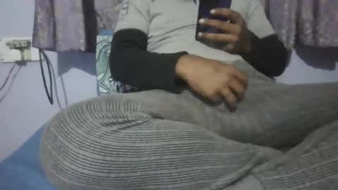 mananmathew95 online show from 12-19-25, 06:48