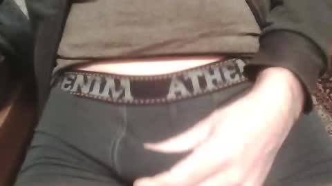 Snapshot of manco_travaglio chatting on 02-16-25, 02:54 Beeblebrox online show from 02-16-25, 02:54