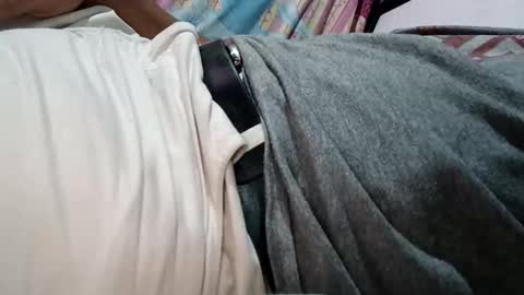 Snapshot of mandrilo7379 chatting on 11-10-25, 01:48 mandrilo7379 online show from 11-10-25, 01:48