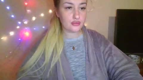 Mandy online show from 10-05-25, 03:43