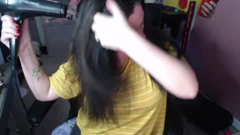 Snapshot of mandybabyxxx chatting on 12-02-24, 01:25 MandyBabyXXX online show from 12-02-24, 01:25