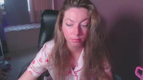 Snapshot of mandybabyxxx chatting on 02-09-26, 06:23 MandyBabyXXX online show from 02-09-26, 06:23