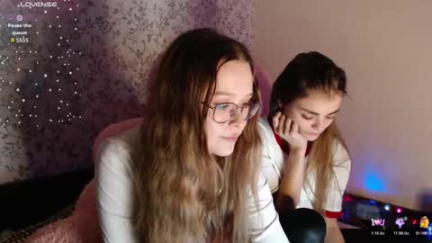 Mandy online show from 10-19-25, 06:19