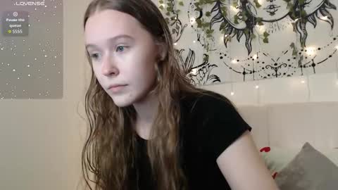 Mandy online show from 11-06-25, 03:02