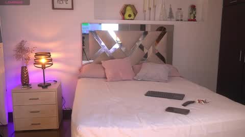   online show from 02-28-25, 04:42