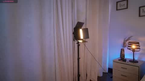   online show from 03-11-25, 05:02