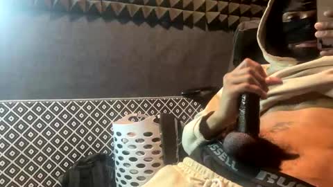 Mani4sexy online show from 03-06-26, 04:42