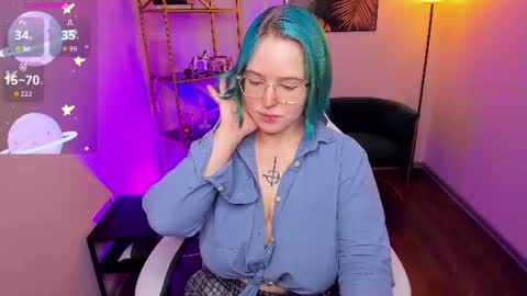 manic_pixie_ online show from 06-11-26, 03:54