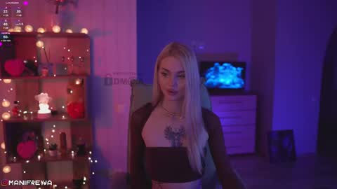 Amelie online show from 02-13-25, 08:55