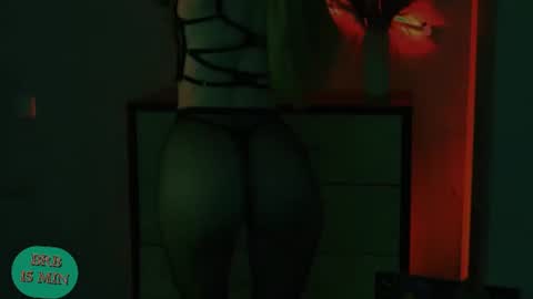 Amelie online show from 07-18-26, 09:07