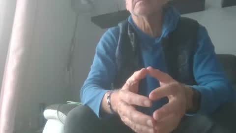 manngrossbite online show from 12-12-24, 01:39