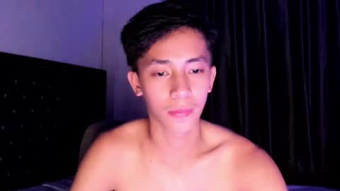 Snapshot of manofyour_lustxx chatting on 12-05-25, 03:52 MR. JAY online show from 12-05-25, 03:52