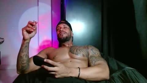 Manolo online show from 12-20-25, 06:59