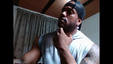 Manolo online show from 04-19-26, 04:17