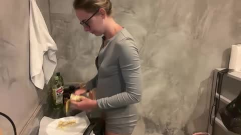 Manon hottie online show from 04-22-26, 01:56