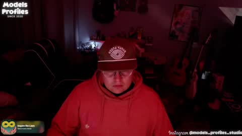 Snapshot of mantijd chatting on 12-15-25, 03:22 Manti online show from 12-15-25, 03:22