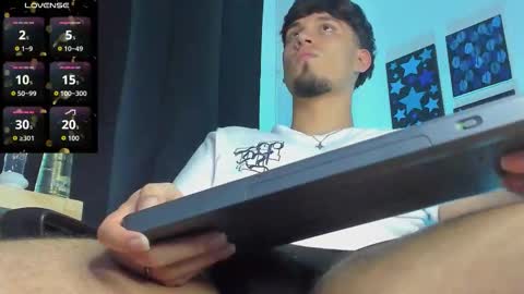 Snapshot of manu__05 chatting on 02-17-26, 01:13 independent model online show from 02-17-26, 01:13