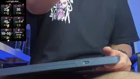 Snapshot of manu__05 chatting on 02-18-26, 01:34 independent model online show from 02-18-26, 01:34