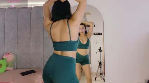 Manu  online show from 04-25-26, 04:15