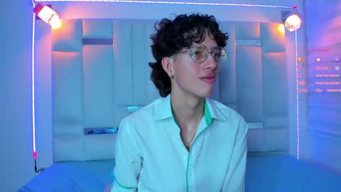 Manuel online show from 01-16-25, 09:08