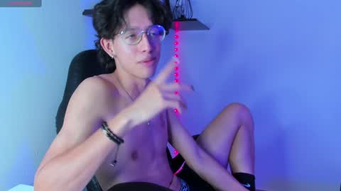 Manuel online show from 01-24-25, 01:45