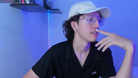 Manuel online show from 02-26-25, 07:38