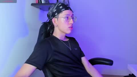 Manuel online show from 03-09-25, 07:26