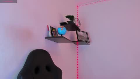 Manuel online show from 10-03-25, 08:17