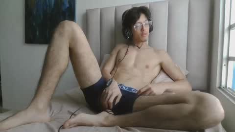 Snapshot of manu_vera8 chatting on 05-28-26, 09:01 Manuel online show from 05-28-26, 09:01