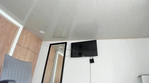 manucute 23  online show from 01-30-25, 04:34