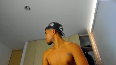 Snapshot of manuel__brown chatting on 12-16-24, 12:49 Manuel online show from 12-16-24, 12:49