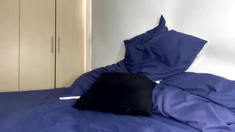 Snapshot of manuel__brown chatting on 01-17-25, 06:44 Manuel online show from 01-17-25, 06:44