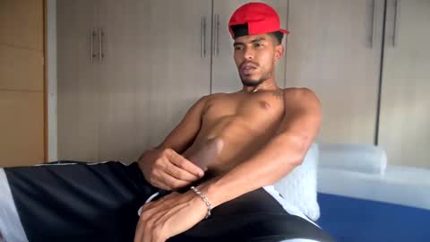 Snapshot of manuel__brown chatting on 02-06-25, 10:32 Manuel online show from 02-06-25, 10:32