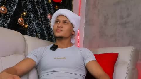 Snapshot of manuel_fpg chatting on 12-16-25, 02:16 Manuel online show from 12-16-25, 02:16